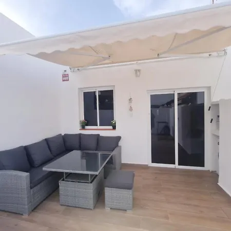 Precioso Residencial Santa Marta דירה *