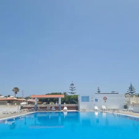 Precioso Residencial Santa Marta